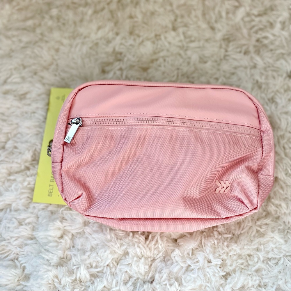 All In Motion Belt Bag Fanny‎ Pack Blush Adjustable Strap